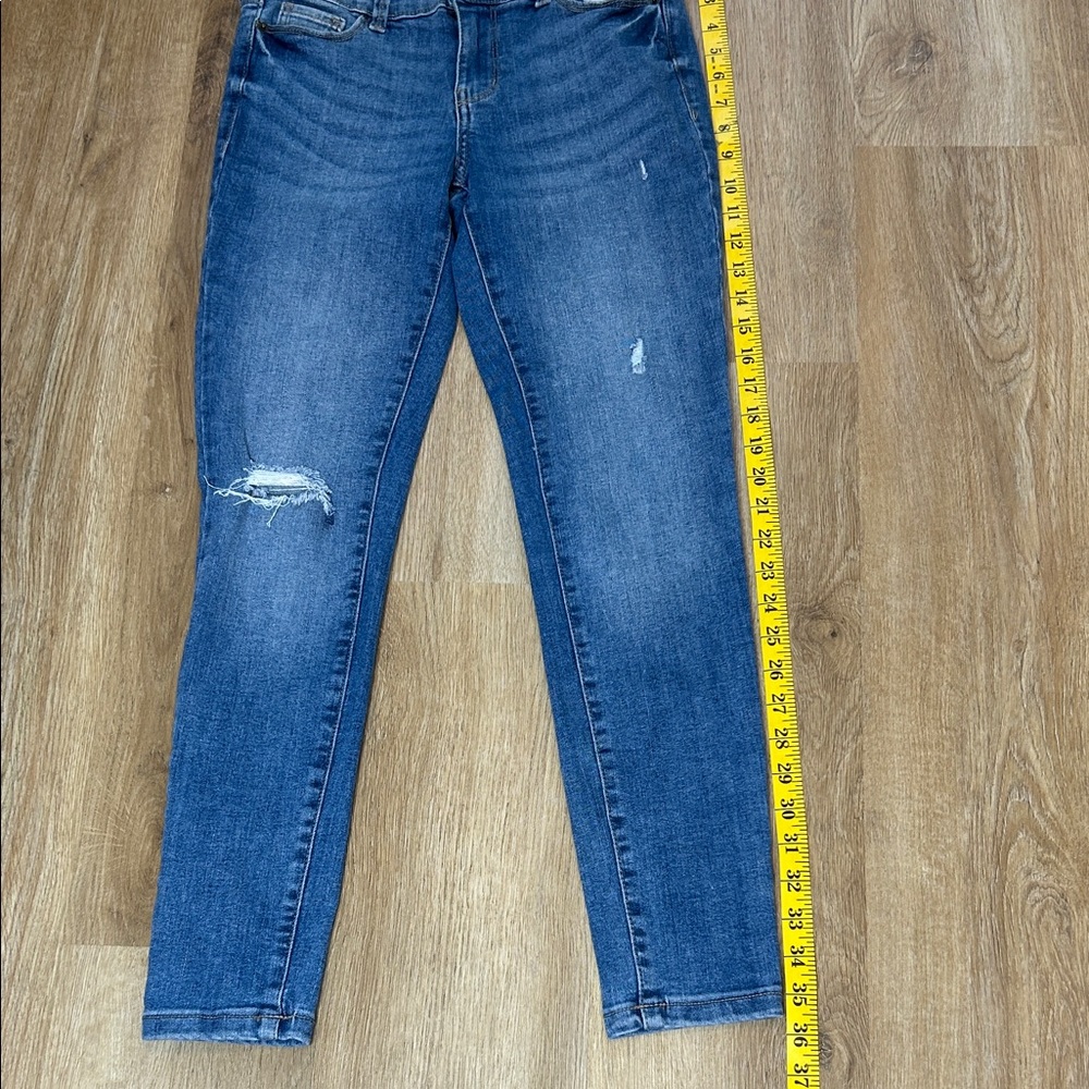 True Craft Mid-Rise Distressed Skinny Jeans in Blue - Picture 2 of 8